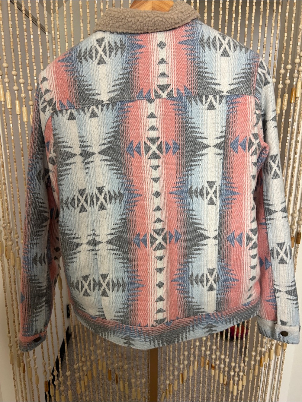 Cowgirl Legend Aztec Sherpa Jacket Size M - Picture 6 of 6